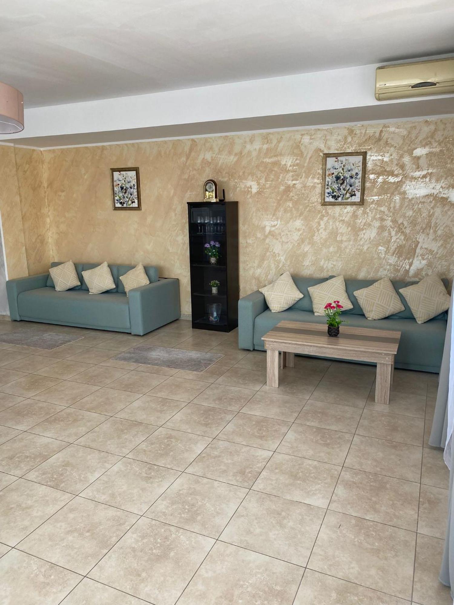 Ionut Summerland Apartments ママイア 部屋 写真